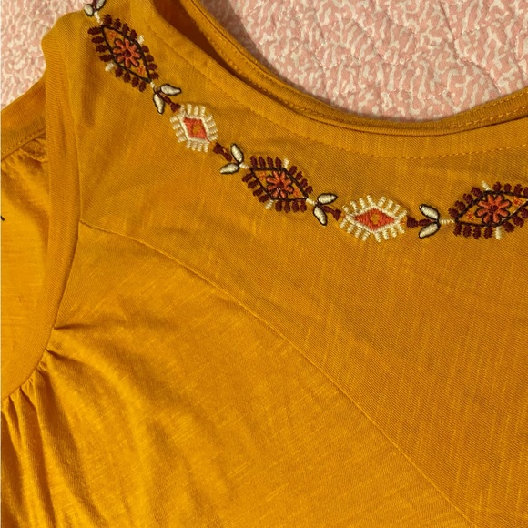 Ann Taylor Loft Cold Shoulder Long Sleeve Top Embroidered Tee Shirt - Picture 5 of 6